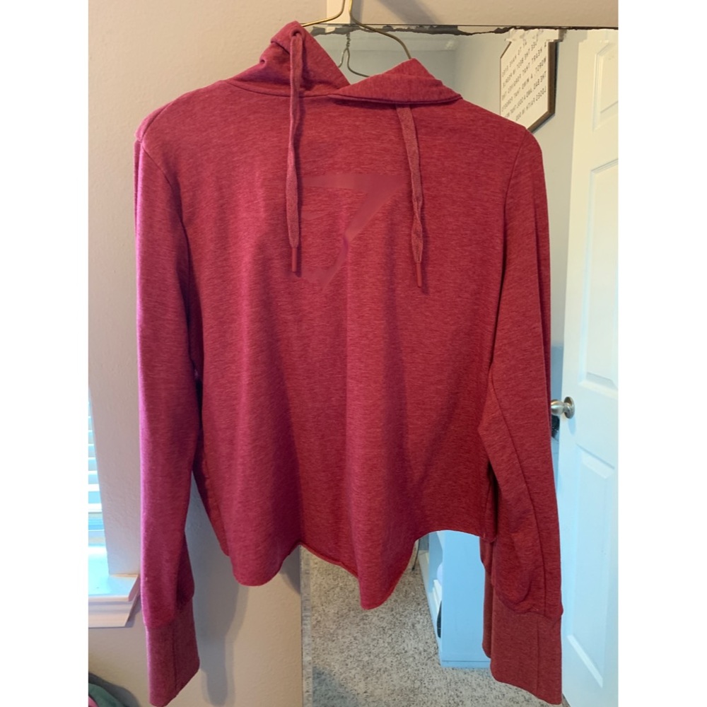 M - Gymshark Cropped Pullover